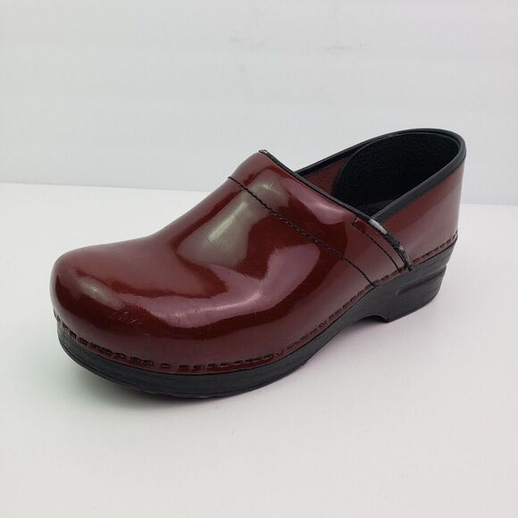 Dansko Womens Size EU 41 US 10.5-11 Red Shinny Slip On Comfort Work Clog Shoes - Picture 2 of 10
